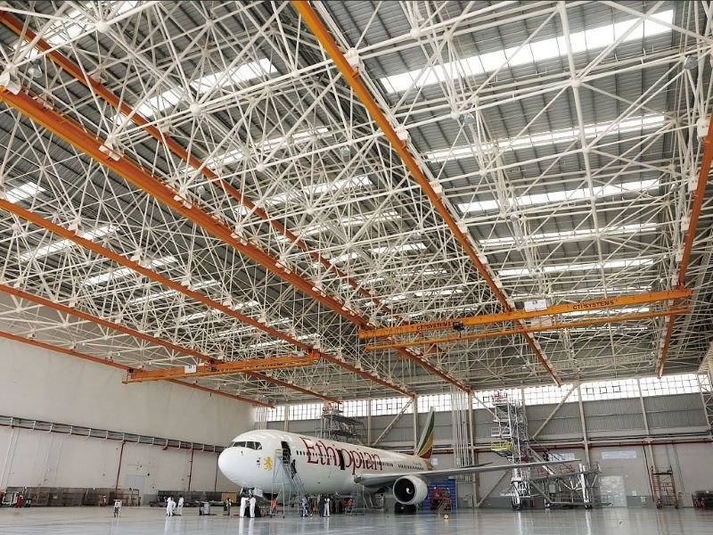 Struchtúr Cruach Hangar